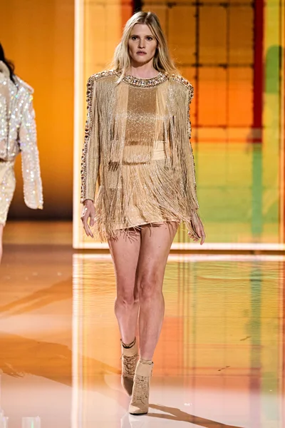 Look 62